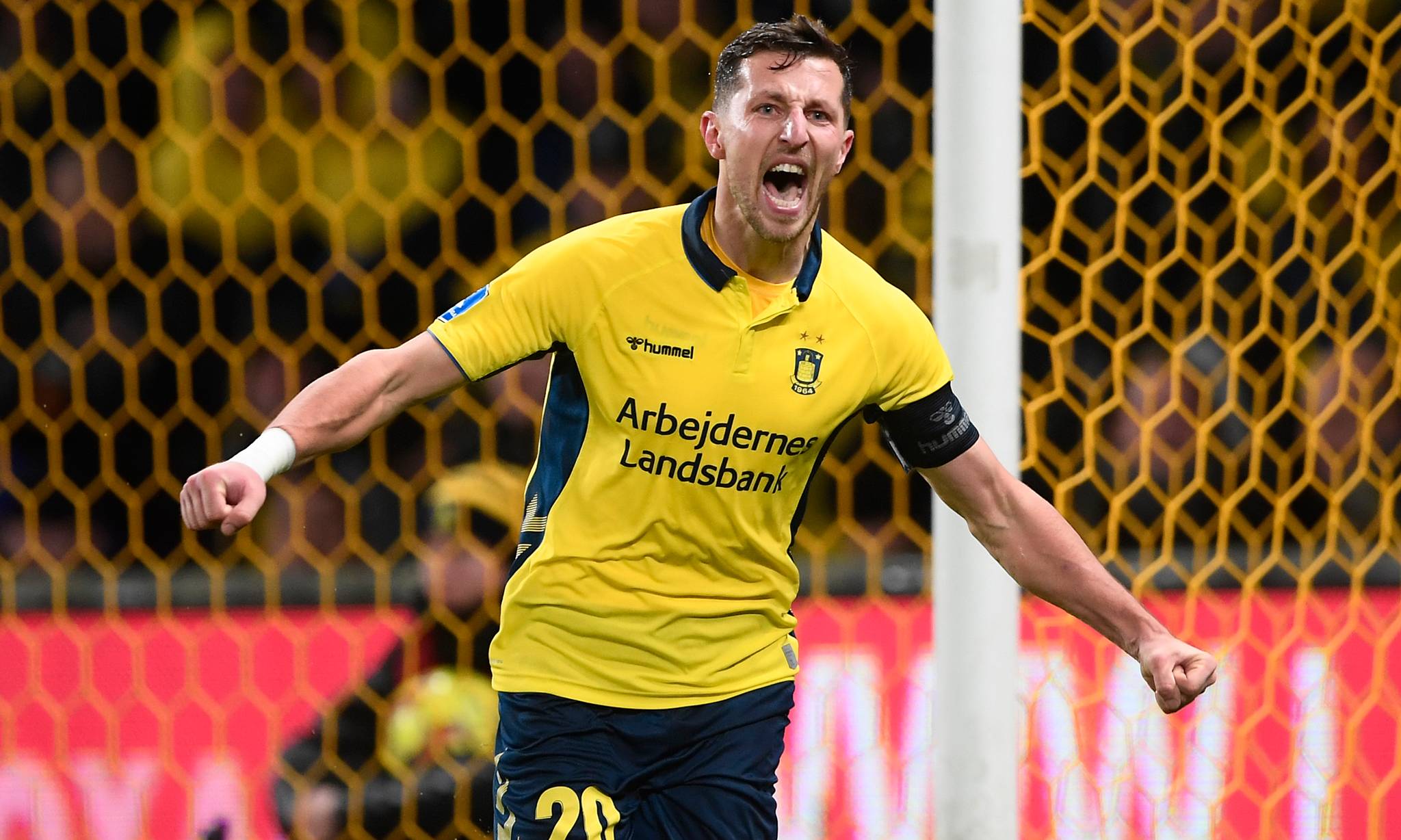 包含冲刺阶段欧冠焦点战,丹佛掘金防线松动,压力陡增,数据趋势出现新变化的词条 包含冲刺阶段欧冠焦点战,丹佛掘金防线松动,压力陡增,数据趋势出现新变化的词条